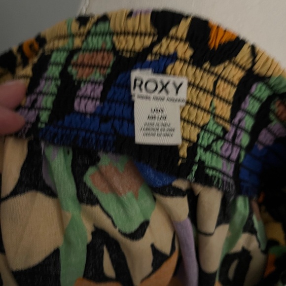 Roxy Golden Poppy Bold Floral Mini Flowy Skirt Size L - Picture 6 of 6